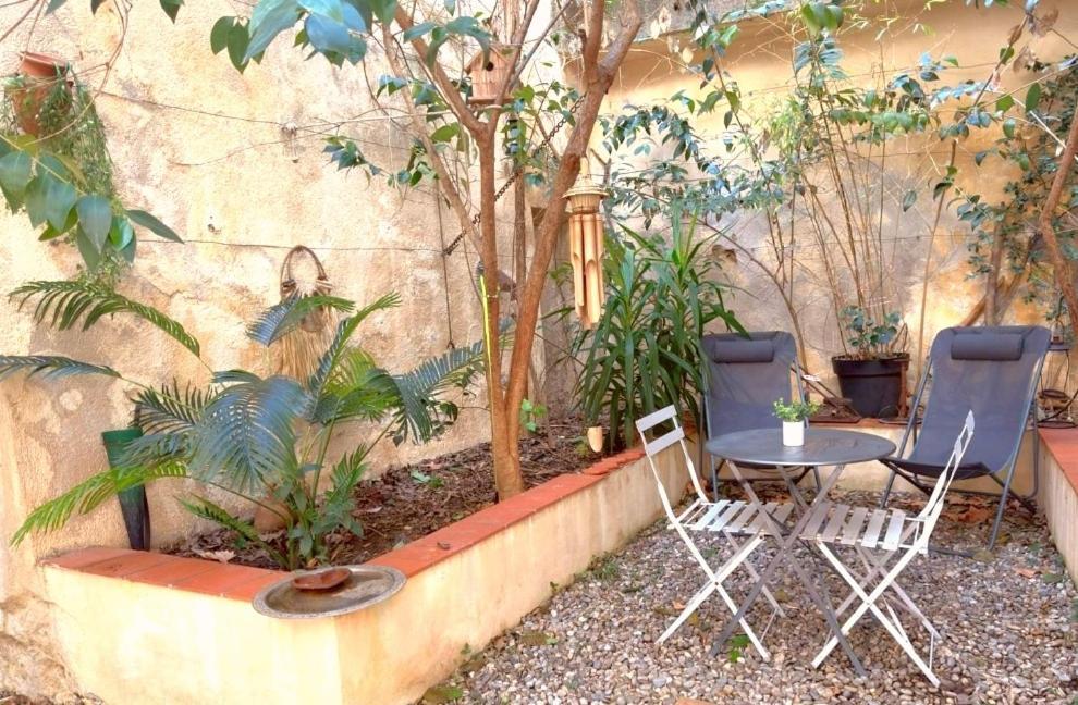 Appartement Aix Centre Historique Sauna Jacuzzi Balnéo Privatif