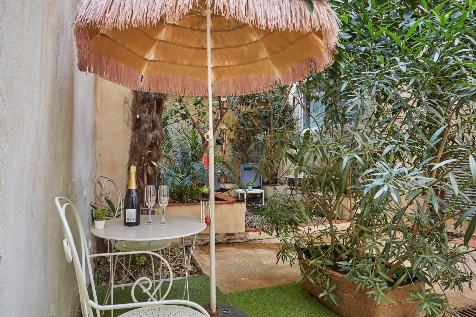 Aix Sauna Jacuzzi Balneo Privatifs Hyper Centre Historique Cour Interieur Apartment